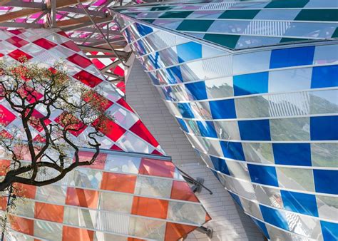 buren louis vuitton|Daniel Buren designs Observatory of Light for Louis Vuitton.